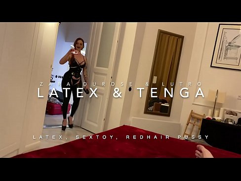 ❤️ Rahavavy mena mena mitafy akanjo vita amin'ny latex nolavin'ny zandriny Vokatra vetaveta vk aminay ☑